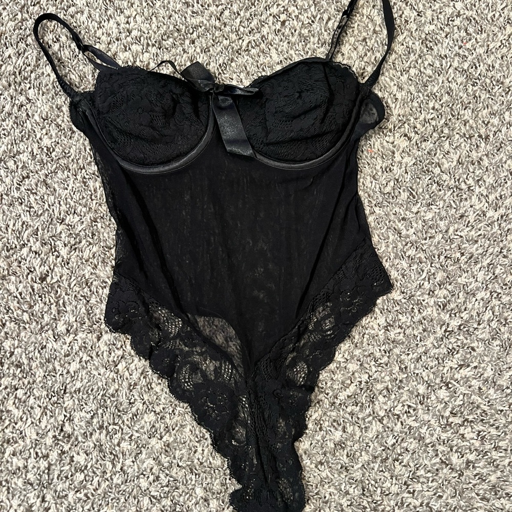 victoria’s secret black lace teddy